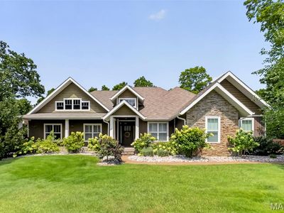 17 Little Lake Ct