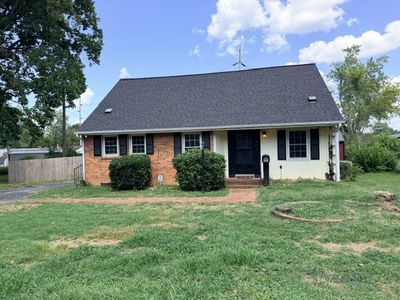 404 Sylvan Ter
