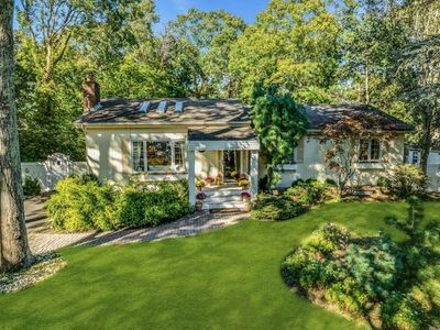 111 Bay Ave E