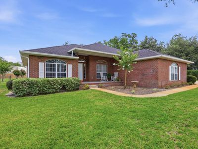 135 NW Heritage Dr