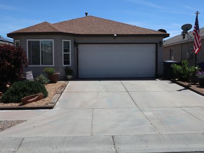 8112 Vista Volcan Ln SW