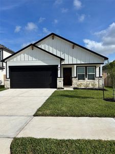 426 Magnetic Hill Dr