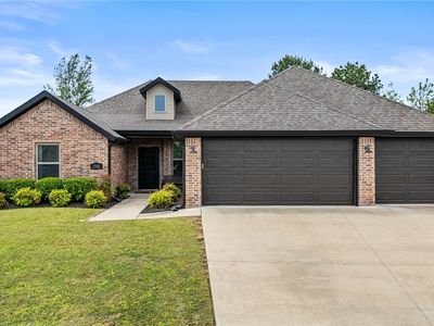 3501 Butterfly Ave