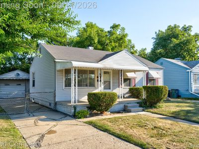 561 E Bennett Ave