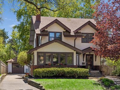 415 W 50th St