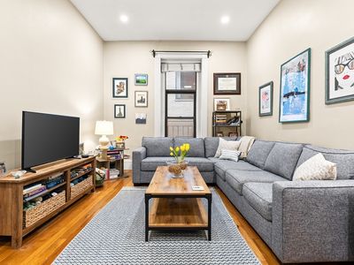 271 Dartmouth St APT 3E