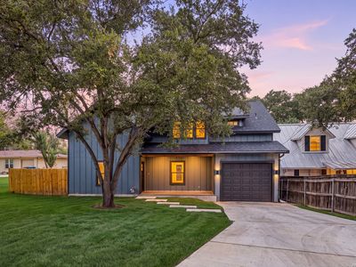327 RAINBOW DR