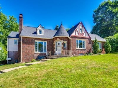 3153 Landscape Cir NW