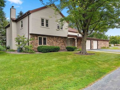 1820 Ridgeway Dr Unit 12B