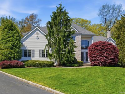 46 Hunting Hollow Court