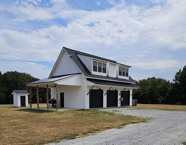 400-420 Crow Ln