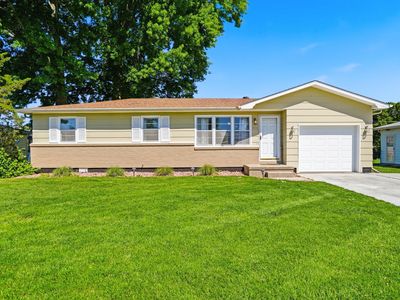 715 W Green Meadows Rd
