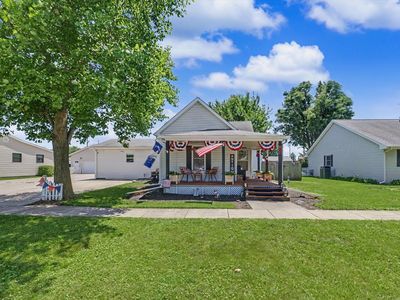 206 W Main St