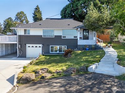 2515 S 118th Street