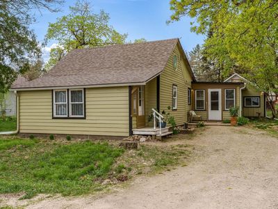 8221 West Front Street