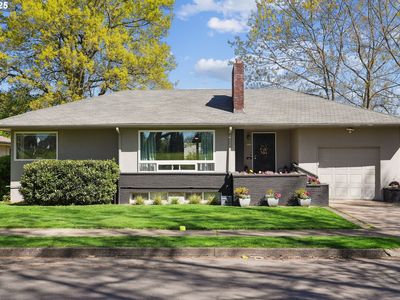 4125 NE Ainsworth St