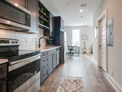 1077 E Trinity Ln APT 303