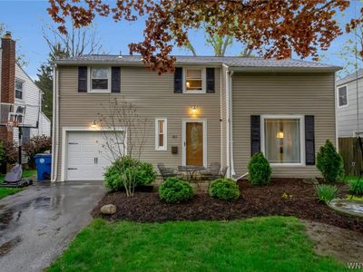 386 Roycroft Blvd