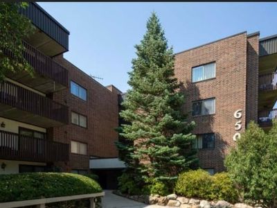 650 Whitney Ct APT 105
