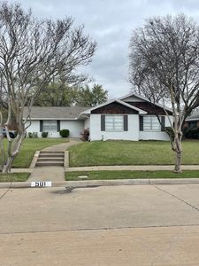 501 Royal Crest Dr
