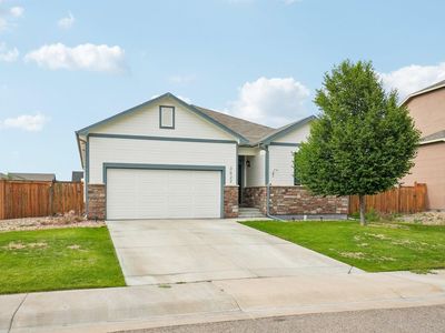 3622 Torch Lily St