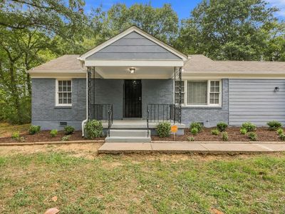 1686 Alta Vista Dr