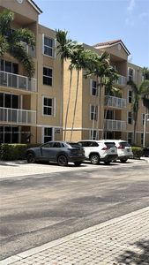 Property at 619 E Sheridan St APT 105, Dania, FL