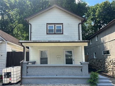 52 Rogge St