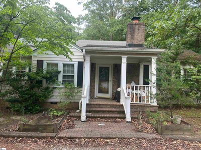 1107 Roper Mountain Rd