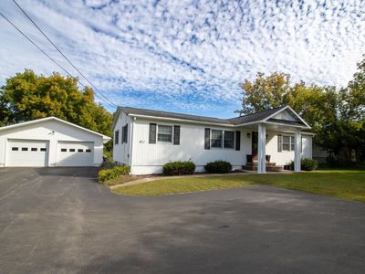 411 State Highway 11b