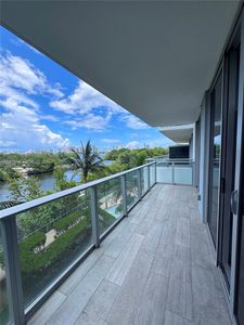 16385 Biscayne Blvd Unit 305
