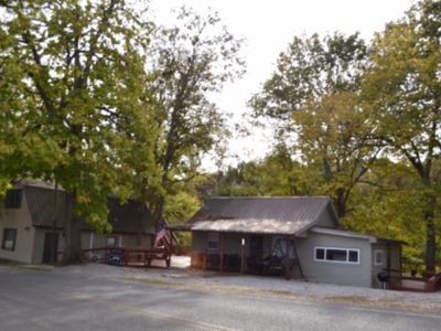 450 Cedar Hill Rd