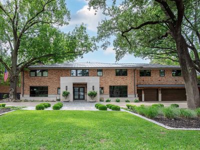 5356 Drane Dr
