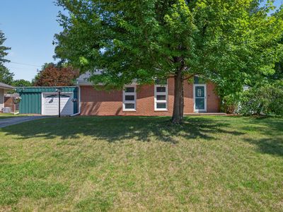 5486 Sherwood Dr