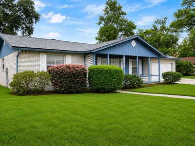1721 Gumtree Drive