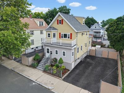 404 Bryant St