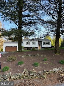 18 Deer Path Rd