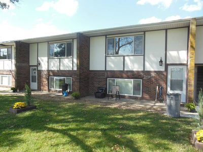 2067 Libertyville Rd