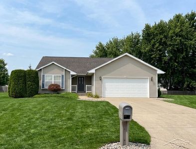 Property at 11358 Amber Ct, Freeland, MI