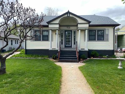 808 W C ST
