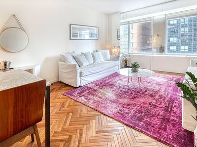 150 W 56th St APT 3104