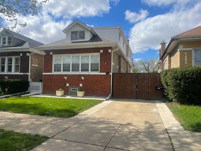 5436 N Lynch Ave
