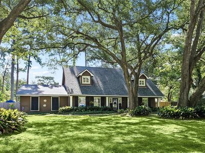 7 Rosemary Dr