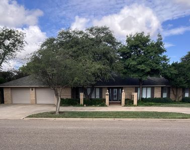 203 Navasota Dr