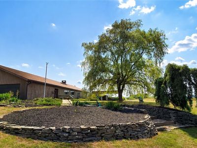 120 Windstone Ln