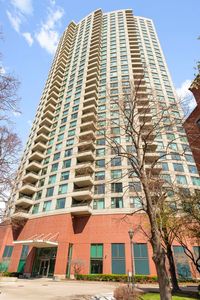 501 N Clinton St APT 2505