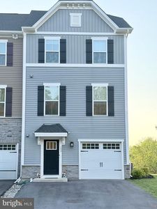 153 Glory Maple Ln
