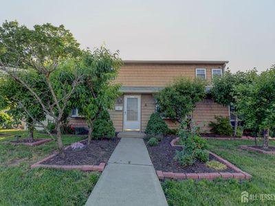 Property at 73 Daniel St, Carteret, NJ