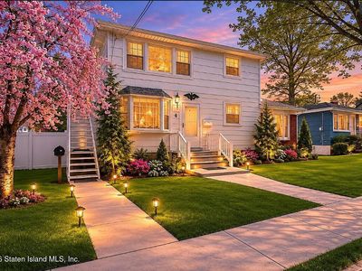 4 Cottage Ave