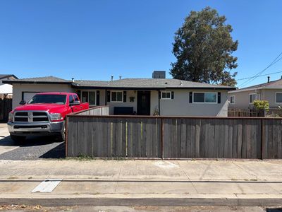 921 E East St